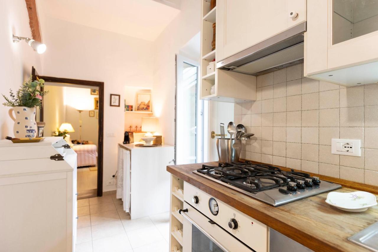 Capponi Deluxe Apartment ฟลอเรนซ์ ภายนอก รูปภาพ